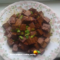 Тофу (соевый творог) с соусом и специями