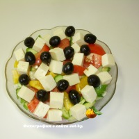 Греческий салат (с брынзой и помидором)
